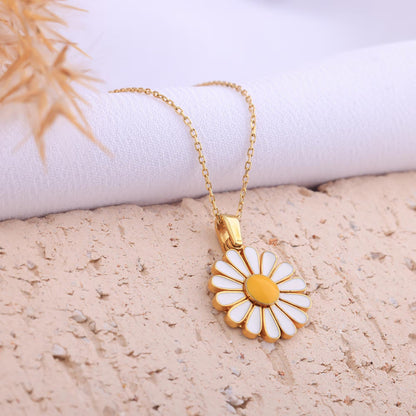 Luna & Label® Kişiselleştirilebilir İsme Özel Sevgililer Günü Hediyesi Açılır Papatya Kolye